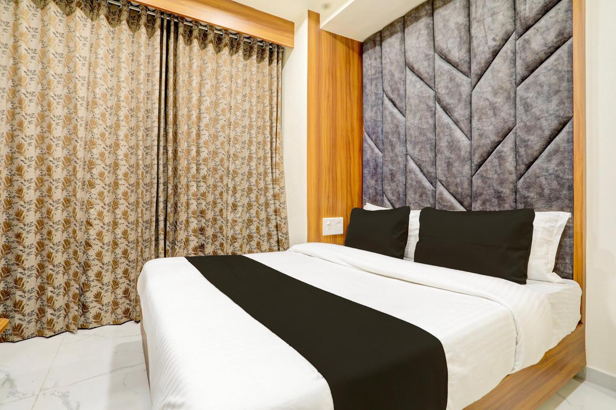 Hotel O Sun Light Αχμπανταμπάντ Εξωτερικό φωτογραφία